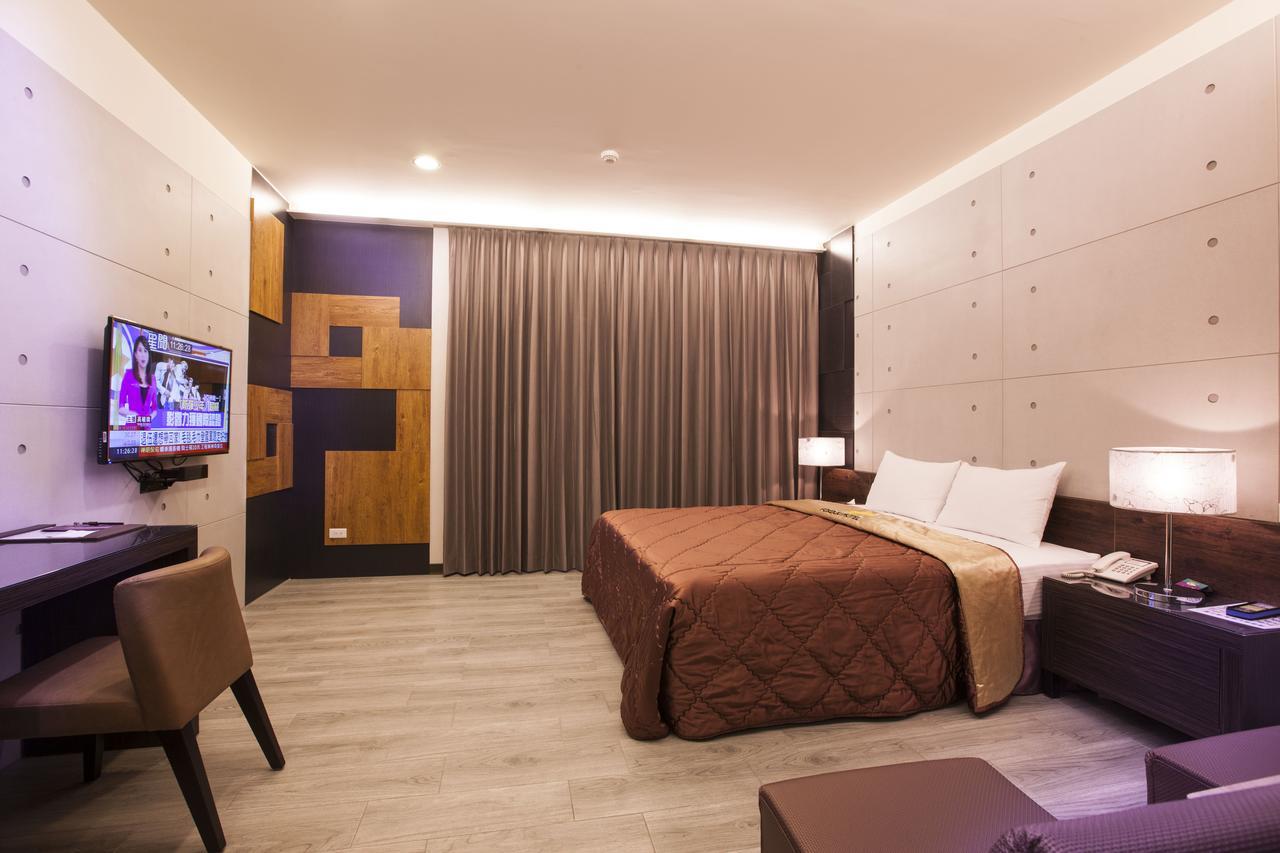 Foxdou Business Motel Tainan Eksteriør billede